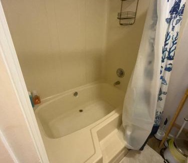 Valdosta Casa | Relaxing 3BR Home in Quiet Neighborhood near SGMC & I-75