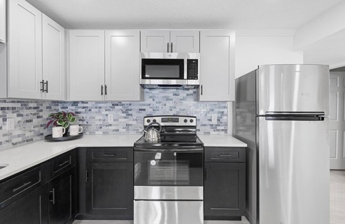 Oviedo Casa | 3BR Oviedo Escape Cozy Vibes Pet Friendly