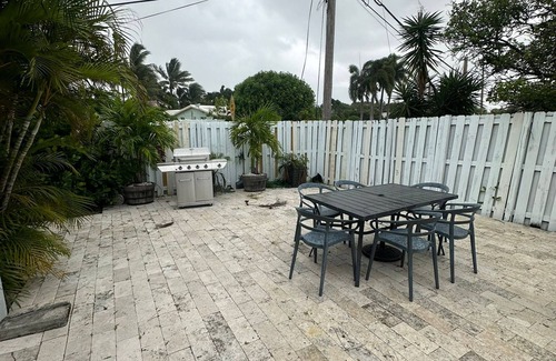 Coral Ridge Isles Casa | Relaxing 4BR 2BA Home With Wifi and Private Pool in Fabulous Fort Lauderdale