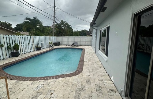 Coral Ridge Isles Casa | Relaxing 4BR 2BA Home With Wifi and Private Pool in Fabulous Fort Lauderdale