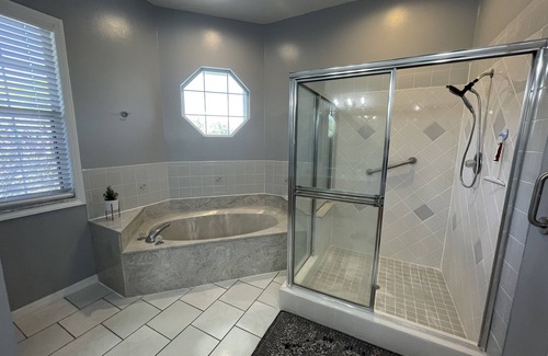 Fellowship Otro | Relaxing and Peaceful 4 bedroom/2 bath home with heated pool.