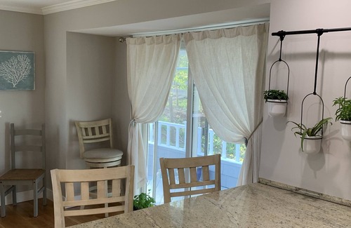 Shoreham Casa | Relaxing Beach Front with deck and fire pit perfect for the family