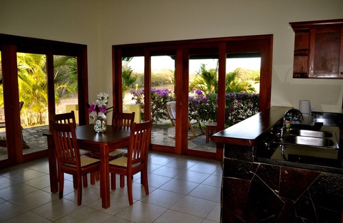 San Diego Casa | Relajante casa de playa a pocos pasos de los mejores spots de surf de Nicaragua
