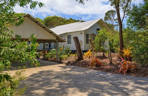 Rainbow Beach Casa | Relaxing beachside Holdiay Home