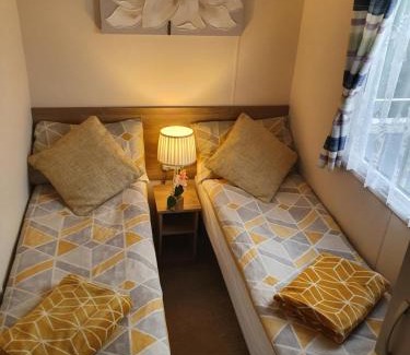 Tattershall Complejo | Relaxing Breaks with Hot tub at Tattershal lakes 3 Bedroom