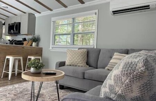 Thomson Casa | Relaxing Cabin Near Raysville