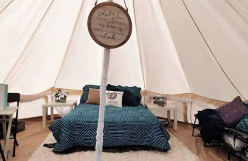 Ash Fork Alquiler De RV | Relaxing, Calming, Cozy Yurt to enjoy!