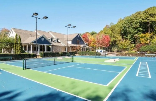 Sandy Springs Apartamento | RELAXING & Cozy Unit with king bed