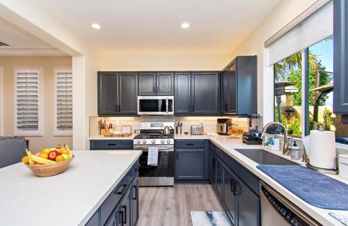 Indio Casa | Relaxing Desert Getaway: 3BR, Pool, Hot Tub