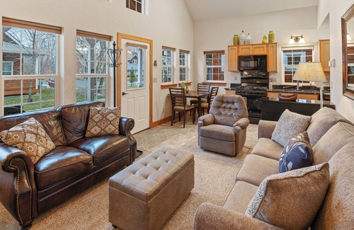 Dover Bay Casa | Relaxing Dover Bay Escape with Marina and Trail Access