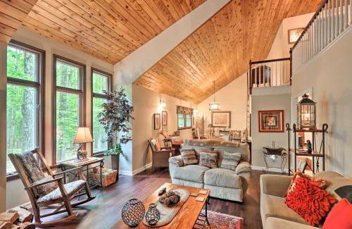Sybertsville Casa | Relaxing Eagle Rock Resort Home - 1 Block to Lake!