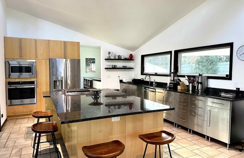 East Hampton Casa | Relajante East Hampton Home con piscina climatizada