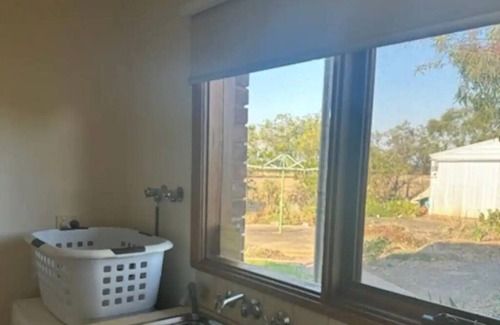 Kialla Casa | Relaxing Family Farmstay 7 minutes to Shepperton CBD