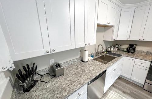 Raleigh Casa | Relaxing family home near Duke Raleigh Hospital