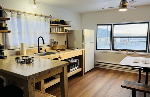 Johnstown Casa | Relaxing farm suite getaway near Loveland!