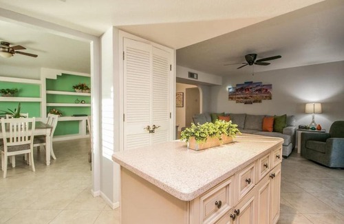 Fountain Hills Casa | Relaxing Fountain Hills Getaway wPool and Hot tub