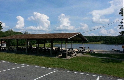Pocono Mountain Lake Casa | Relaxing getaway in the Poconos, for family and friends.