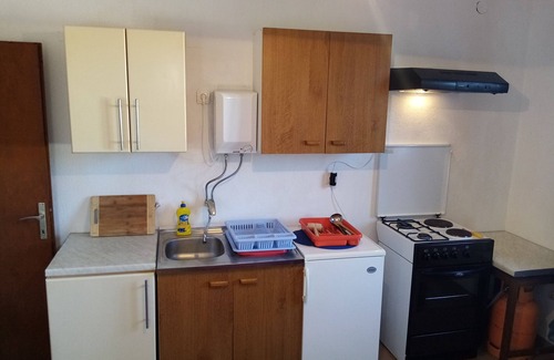 Island Dugi Otok Apartamento | Apartmani Špralja (1) con una hermosa vista al balcón