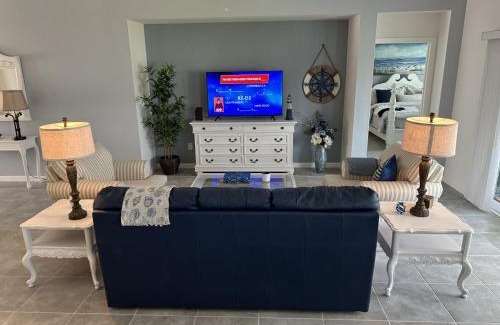 Wildwood Casa | Relaxing, Golf, Pools, Hiking, events
