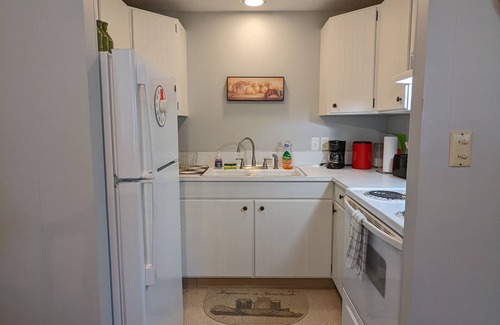 Clear Lake Apartamento | Relaxing Home Away - Beach, Downtown Just 4 blocks