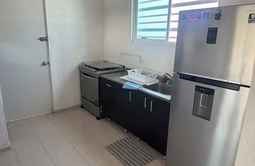 Merida Municipality Casa | Casa relajante con todos los servicios cerca. Ideal para vacacionar.