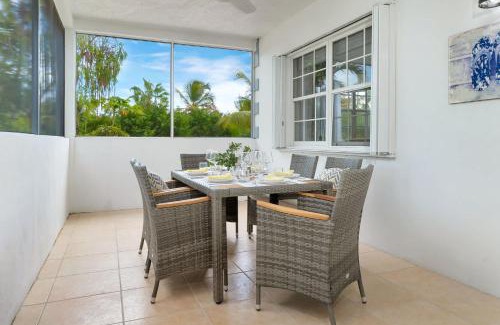 Grace Bay Casa | Relaxing Island Retreat Steps to Grace Bay Beach