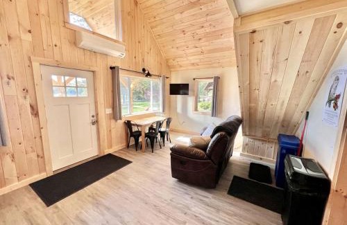 Burnham Casa | Relaxing Lake Cabin with Kayaks, Grill & Sandy Beach Access in Burnham, Maine