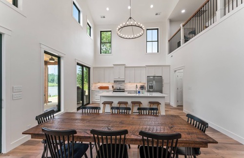 Harriman Casa | Relaxing Lakefront Retreat with Dock on Emory River