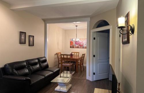Southwest Mission Casa | Relaxing Lakeview 2 bedroom entire suite