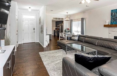 Shenandoah Casa | Relaxing Lakeview Retreat Sleeps 6