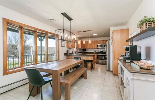 Penn Yan Casa | Relaxing Lakeview Retreat! Pool, Hot Tub, Firepit, Gameroom Perfect for Groups,