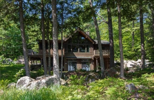 Searsmont Casa | Relaxing Log Cabin on Quantabacook Lake House *** 11+ years of renting ***