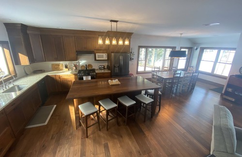 Naples Casa | Relaxing Long Lake Summer Retreat for the Whole Family