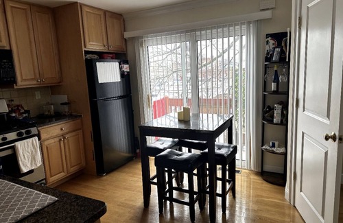 South Side Condominio | Relaxing ocean-themed Townhome Condo