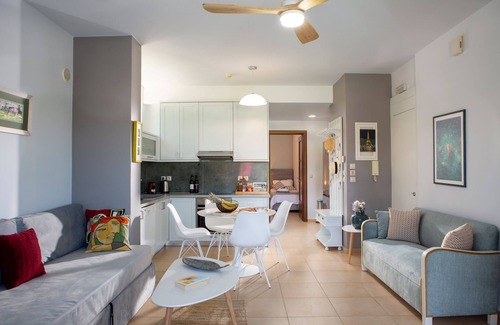 Gazi Casa | Relaxing place in the countryside, with a lovely pool and garden!
