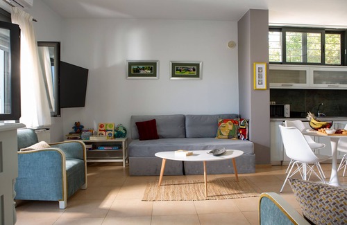 Gazi Casa | Relaxing place in the countryside, with a lovely pool and garden!