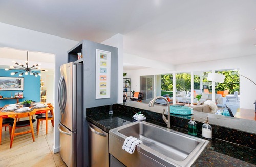 Desert Park Estates Casa | 25%Off July 10-12 Amazing Amenities W/Pool/Hot Tub
