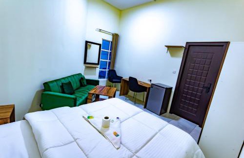 Jumeira 3 Casa | Relaxing Private Rooms in Compound Housing near Burj Alarab Villa 124