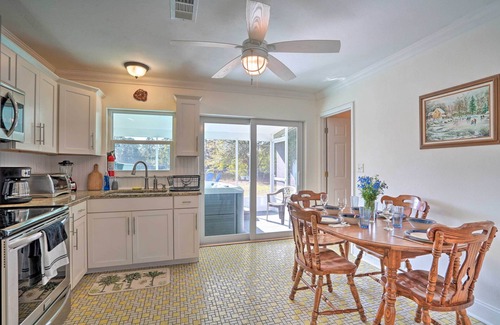 Tropical Gulf Acres Casa | Relaxing Punta Gorda Getaway w/ Fire Pit!