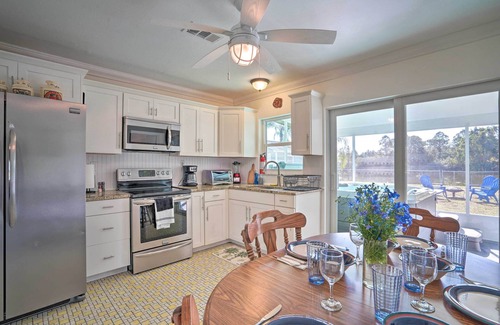 Tropical Gulf Acres Casa | Relaxing Punta Gorda Getaway w/ Fire Pit!
