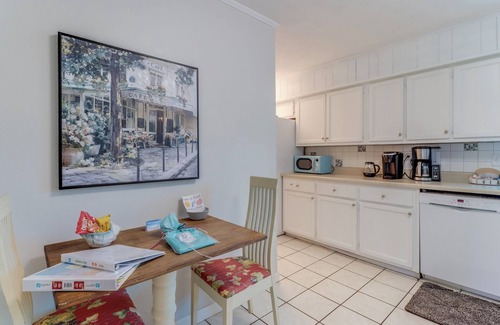 Long Beach Casa | RELAXING & QUIET! Walk to Beach, Large Patio, Big Fenced Yard, Pet Friendly