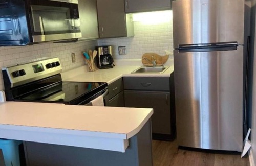 McCutcheon Field Condominio | Relaxing Retreat -Ocean Front Condo