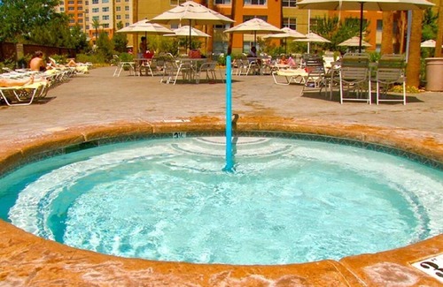 Enterprise Apartamento | Relaxing resort, off crazy strip - 1 Bedroom, Sleeps 4