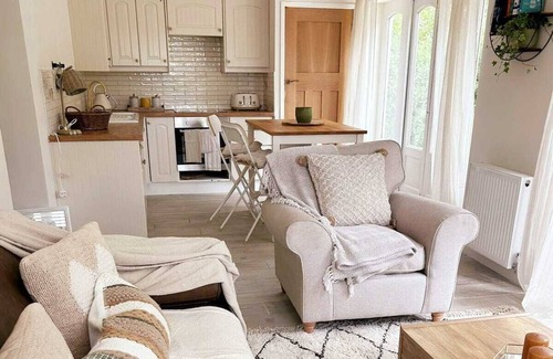 Postwick with Witton Cabaña | Relaxing retreat near the Norfolk broads.