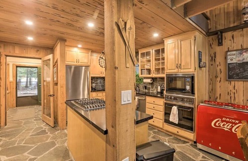 Strawberry Casa | Relaxing Riverfront Retreat in Strawberry