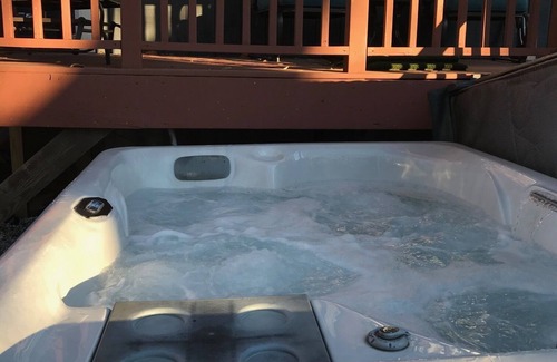 Findlay Chalet De Esquí | Relaxing Scenic 1 Bedroom Retreat With Private Hot Tub