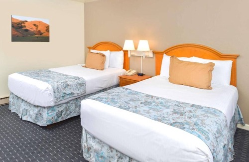 Solvang Hotel | Relaxing Solvang Hideaway! 3 Units Near Alisal Commons Park, Pool, Parking!