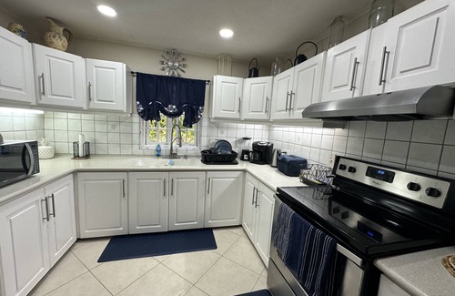Marine Gardens Condominio | Relajante alquiler de vacaciones en la costa sur a pasos de playas y paseo marítimo