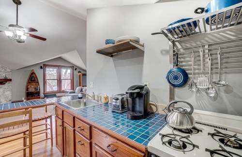 Stillwater Apartamento | Relaxing South Hill Loft - Studio Apartment in Historic Stillwater Minnesota