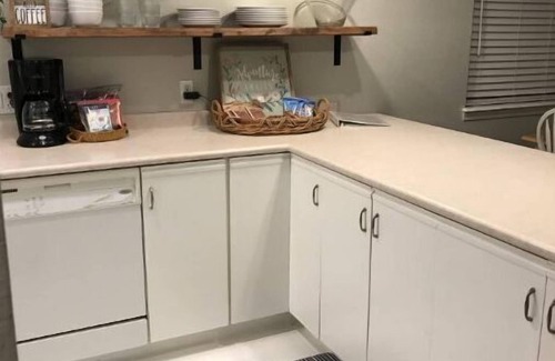 Branson Casa | Relaxing stay, 5 min to Landing, tons of amenities